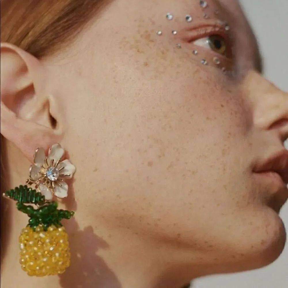ZARA PINEAPPLE FLOWER EARRINGS - Picture 5 of 9